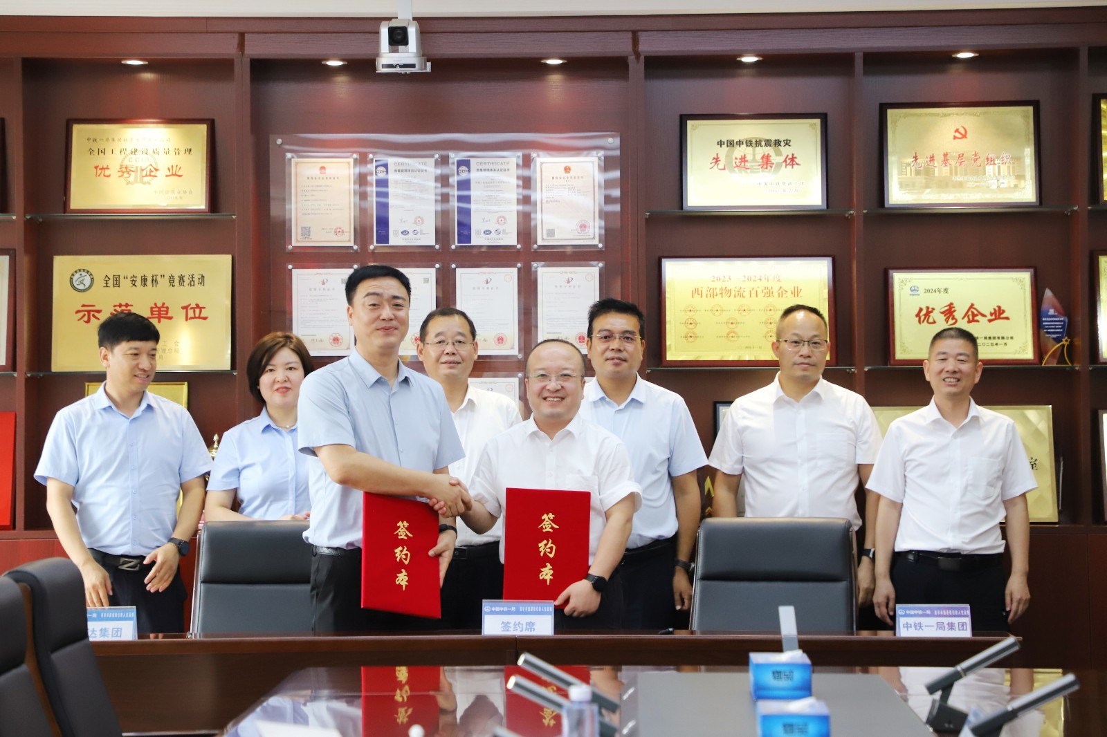 1752715106611073pBBv.jpg 微信圖片_2025-07-17_084236_251網站.jpg